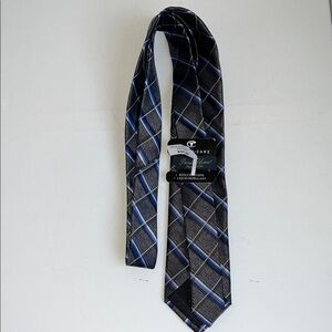 NWT New Pronto Uomo Platinum Tie plaid pattern